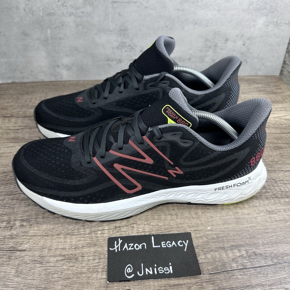 New Balance~Men's~Black/Brick Red Fresh Foam X 880v13 Running‎ Shoes~Size 12 D
